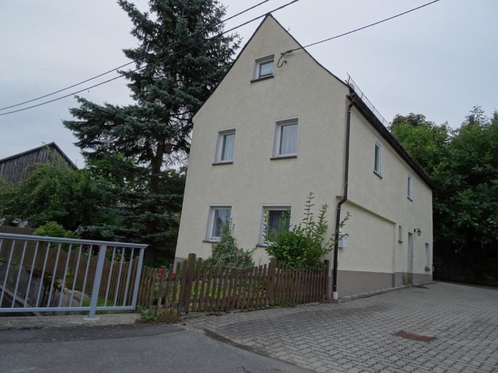 Ferienhaus Johanna & Ferienwohnung Thum Weischlitz Екстериор снимка