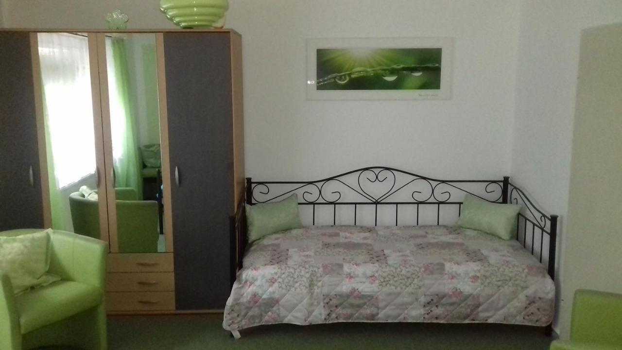 Ferienhaus Johanna & Ferienwohnung Thum Weischlitz Екстериор снимка